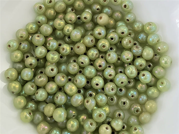 Mystic Chartreuse Glass Beads - 4mm - 50pcs – Didi Beads Online Shop