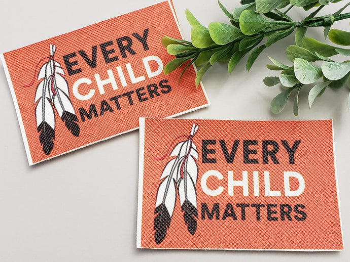 Every Child Matters Feather Faux Leather Backing - 65x45mm - 1pc