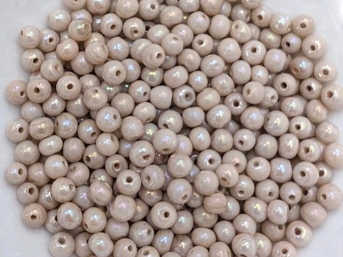 Mystic Sand  - Porcelain Beads - 4mm - 50pcs