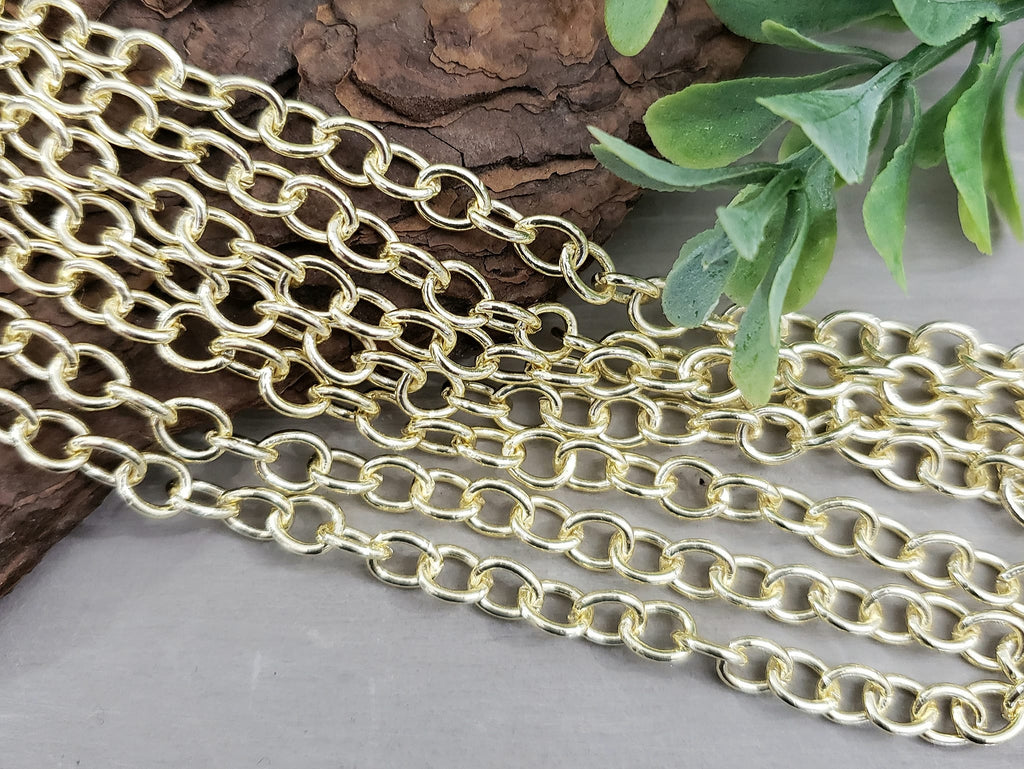 Brushed Gold Chandelier - E-Coated Brass - 35x30mm - 1pc