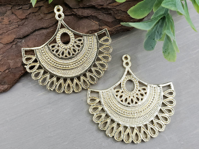 Brushed Gold Chandelier - E-Coated Brass - 35x30mm - 1pc