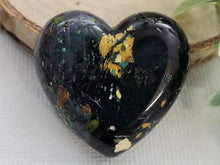 Charger l&#39;image dans la galerie, Midnight Glaze - Handcrafted Heart Cabochons
