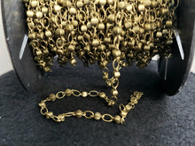 Charger l&#39;image dans la galerie, Antique Bronze Lantern and Oval Chain Mix - Soldered Links - 2x5x5mm - 12&quot;/1 ft
