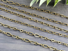 Charger l&#39;image dans la galerie, Antique Bronze Double Link Paper Clip - Soldered Links - 2x5mm - 12&quot;/ 1 ft
