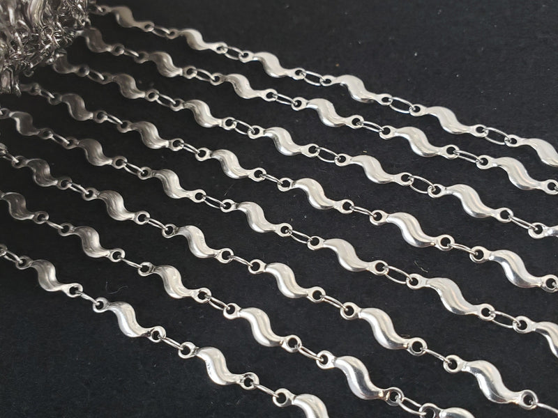Wavy Links - Non Tarnish Soldered Stainless Steel  Chain - 11x5mm - 1ft/12"