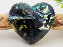 Charger l&#39;image dans la galerie, Vanderlay - Handcrafted Heart Cabochons

