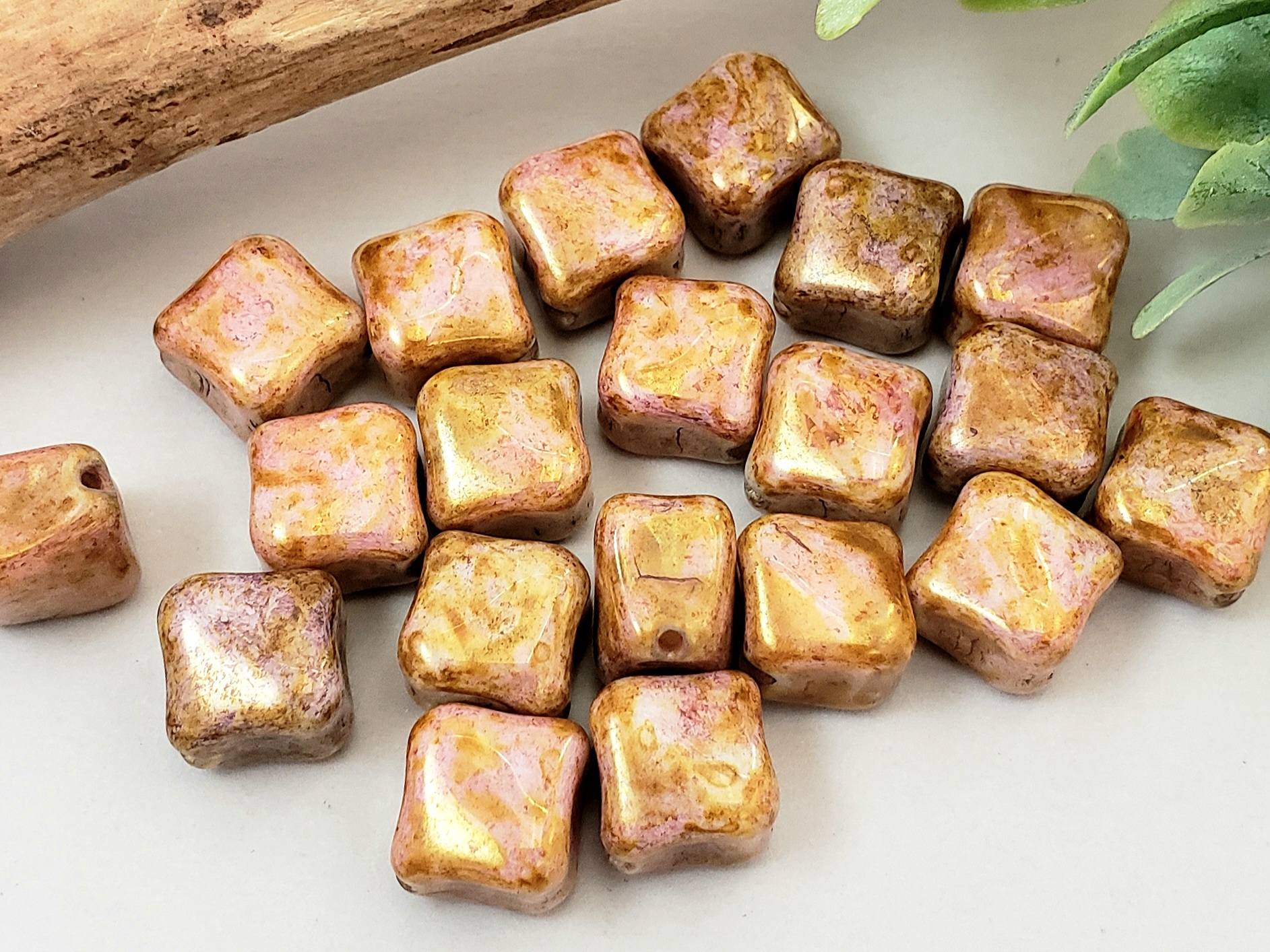 Pink/Purple Gold Luster Bronze - Diagonal Czech Cube - 14mm - 10pcs