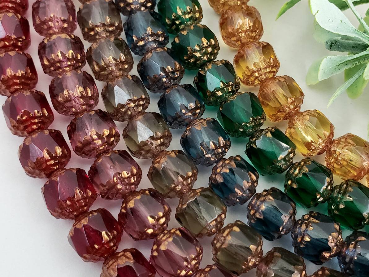 Teal Green Bronze Edge - Czech Cathedral Beads - 8mm - 15pcs