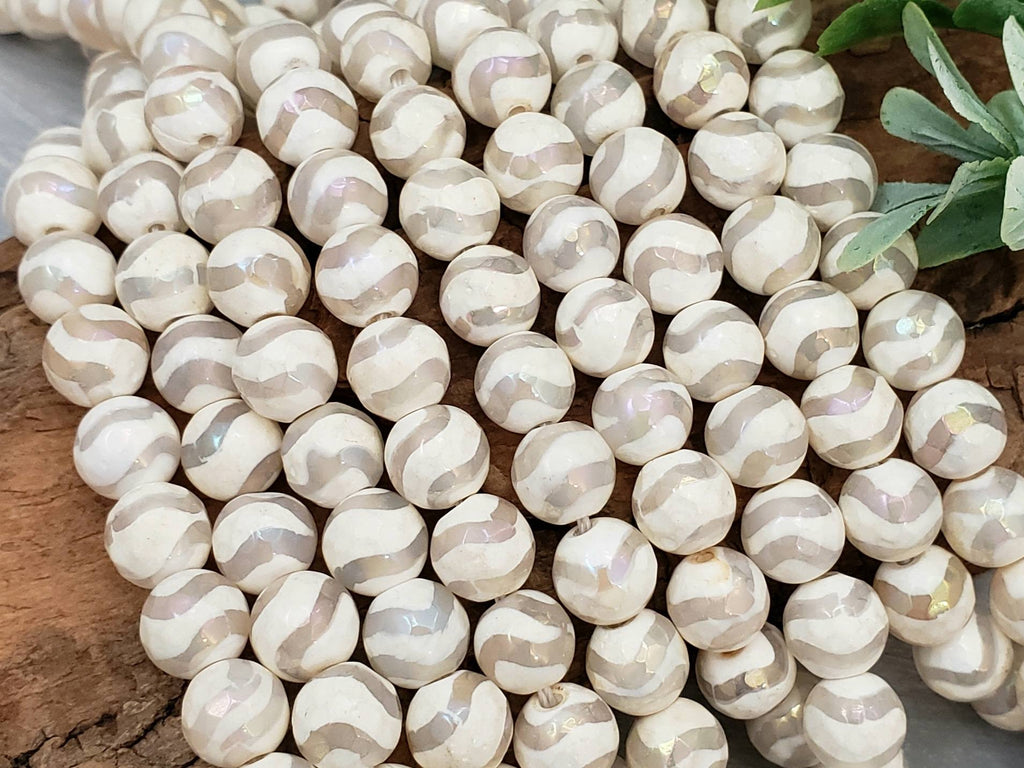 AB Wavy - Tibetan Dzi Agate Gemstone - 6/8mm - 1/2 Strand