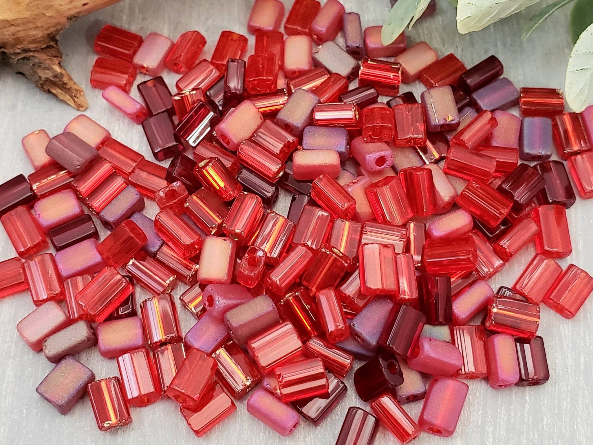 Red Mix - Czech Flat Tile Beads - 5x3.5mm - 15gr.