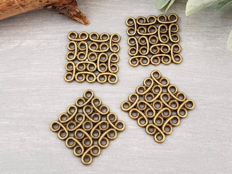 Antique Brass Filigree Square/ Rhombus Shape - Links Charms - 15mm - 6pcs