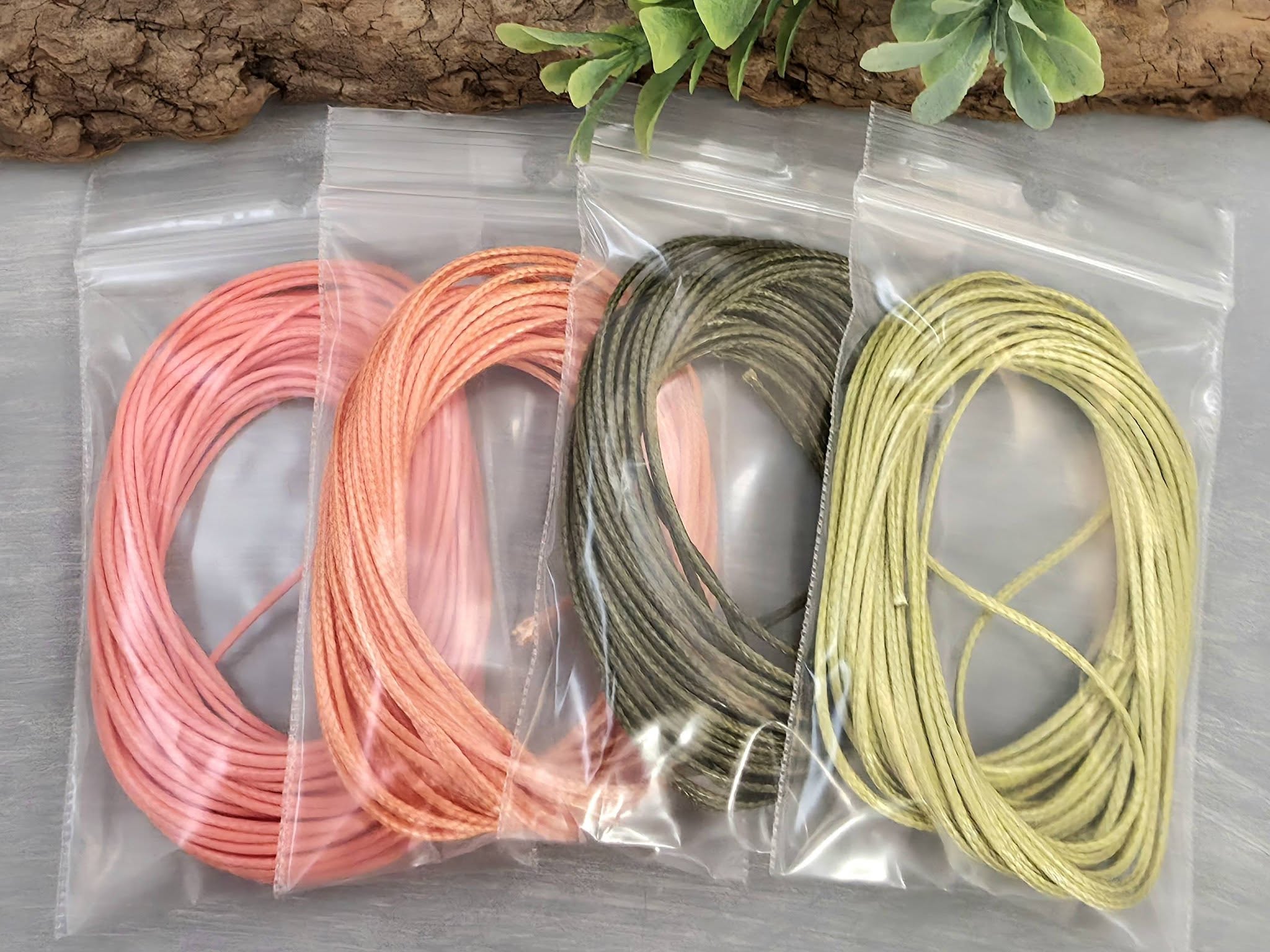 Combo 2 - Korea Waxed Polyester Cord - 1mm - 20yds Main image