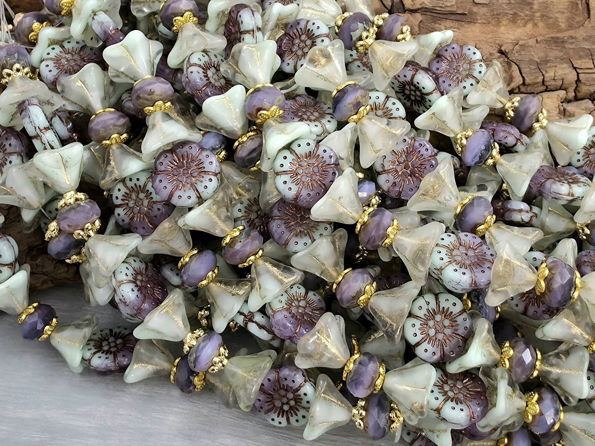 Lavender Meadow - INSPIRE by Czechs Designer Strand Main image