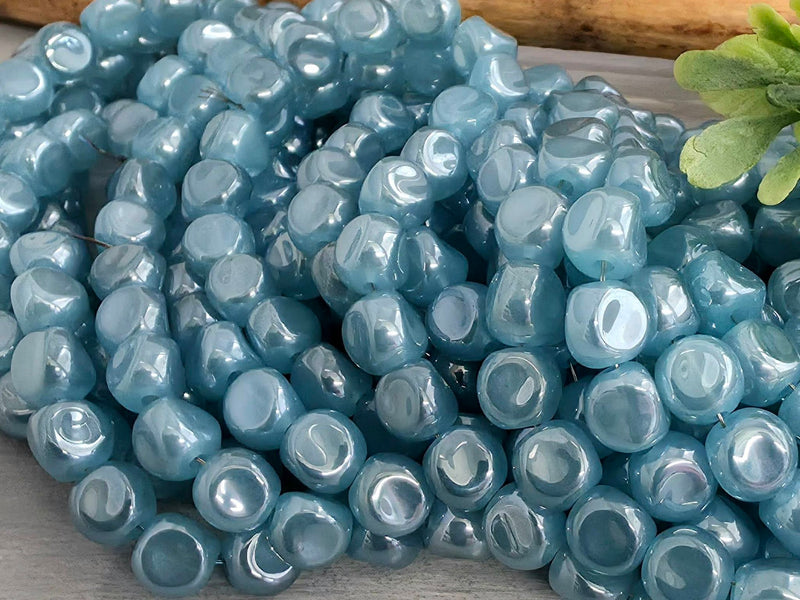 Cerulean Blue Silk - 3 Sided Crystal Beads - 6mm - 20pcs