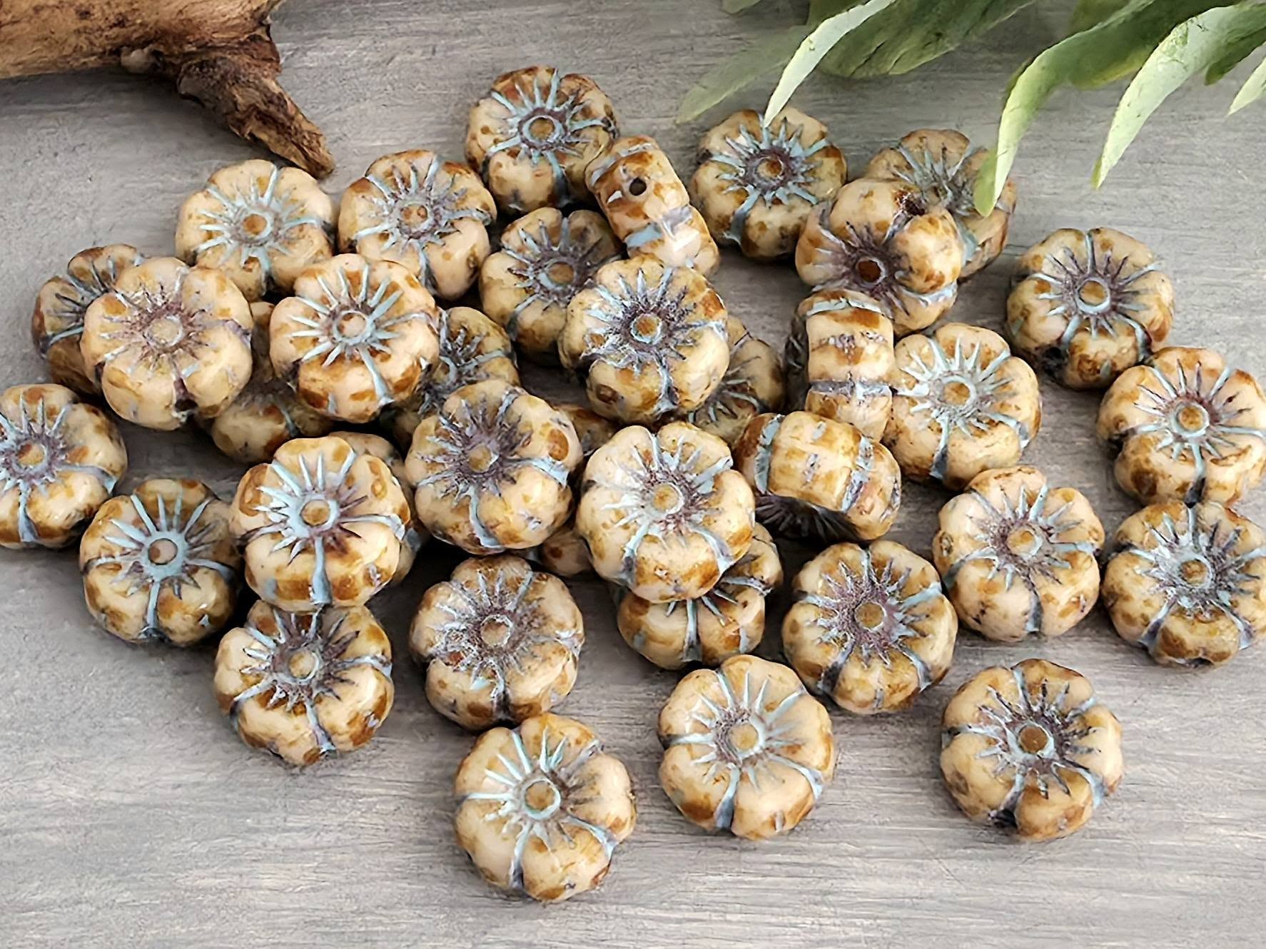 Cream Picasso - Turquoise Wash Czech Hibiscus Flower Beads - 8mm - 10pcs