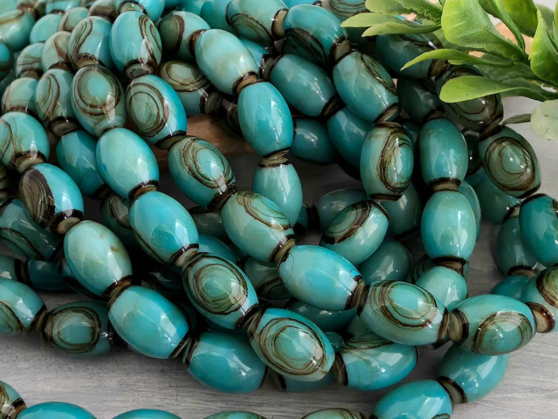 Vintage Turquoise - Wood Grain Pattern Glass Barrel Beads - 10x8mm - 7" Strand/Loose