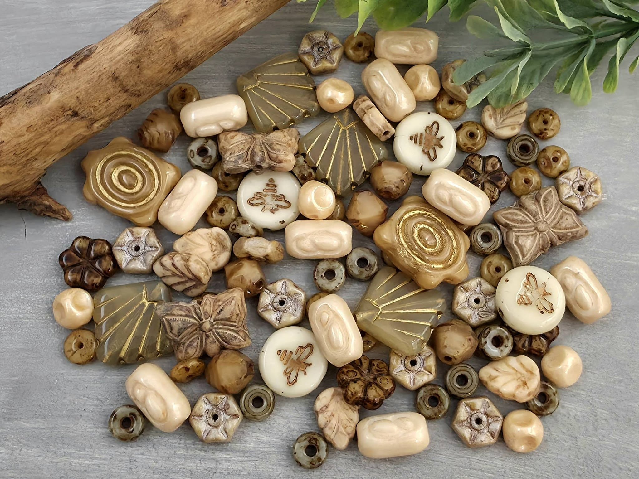 Desert Linen - Curated Czech Bead Mix - 90pcs Main image