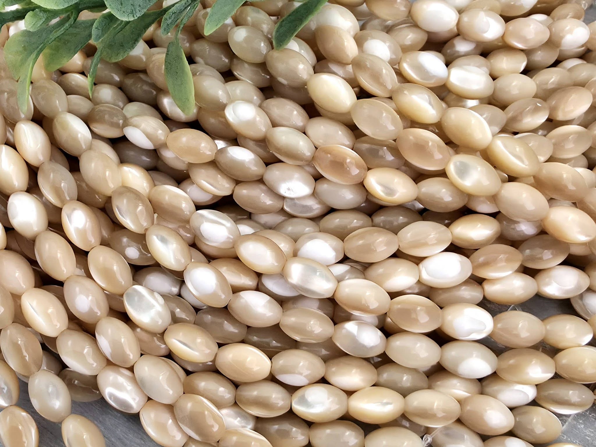 Natural Mother Of Pearls - Nacre Conch Rice Beads - 9x6mm - 7.5"