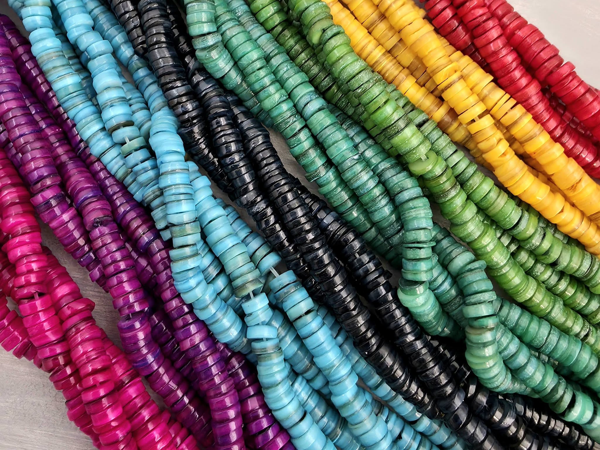 Turquoise Green - Heishi Shell Disc - 6mm - 10" Strand