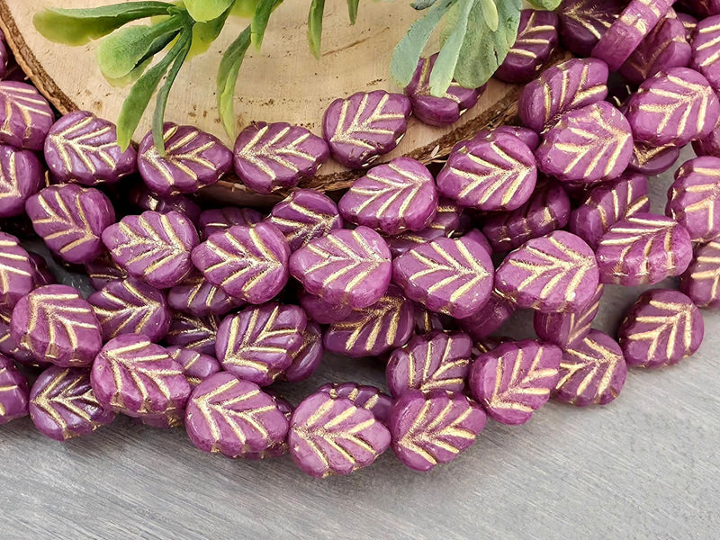 Plum Rose - Czech Mint Leaves - 10mm - 10pcs