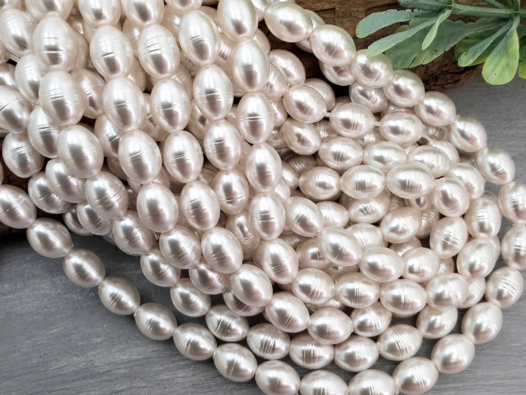 Lt Rose White - Oval Baroque Glass Pearl - 8mm - 17" str.