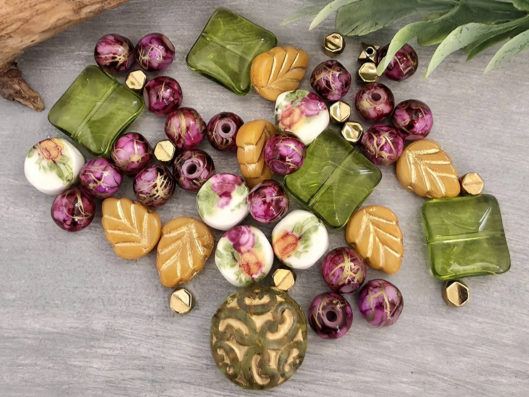 Berry Blooms - Curated Bead Mix Secondary image