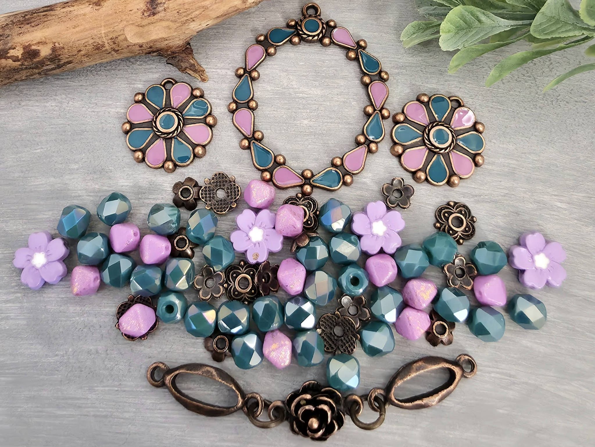 Teal Crush - Designer Czech & Crystal DIY Kit Main image