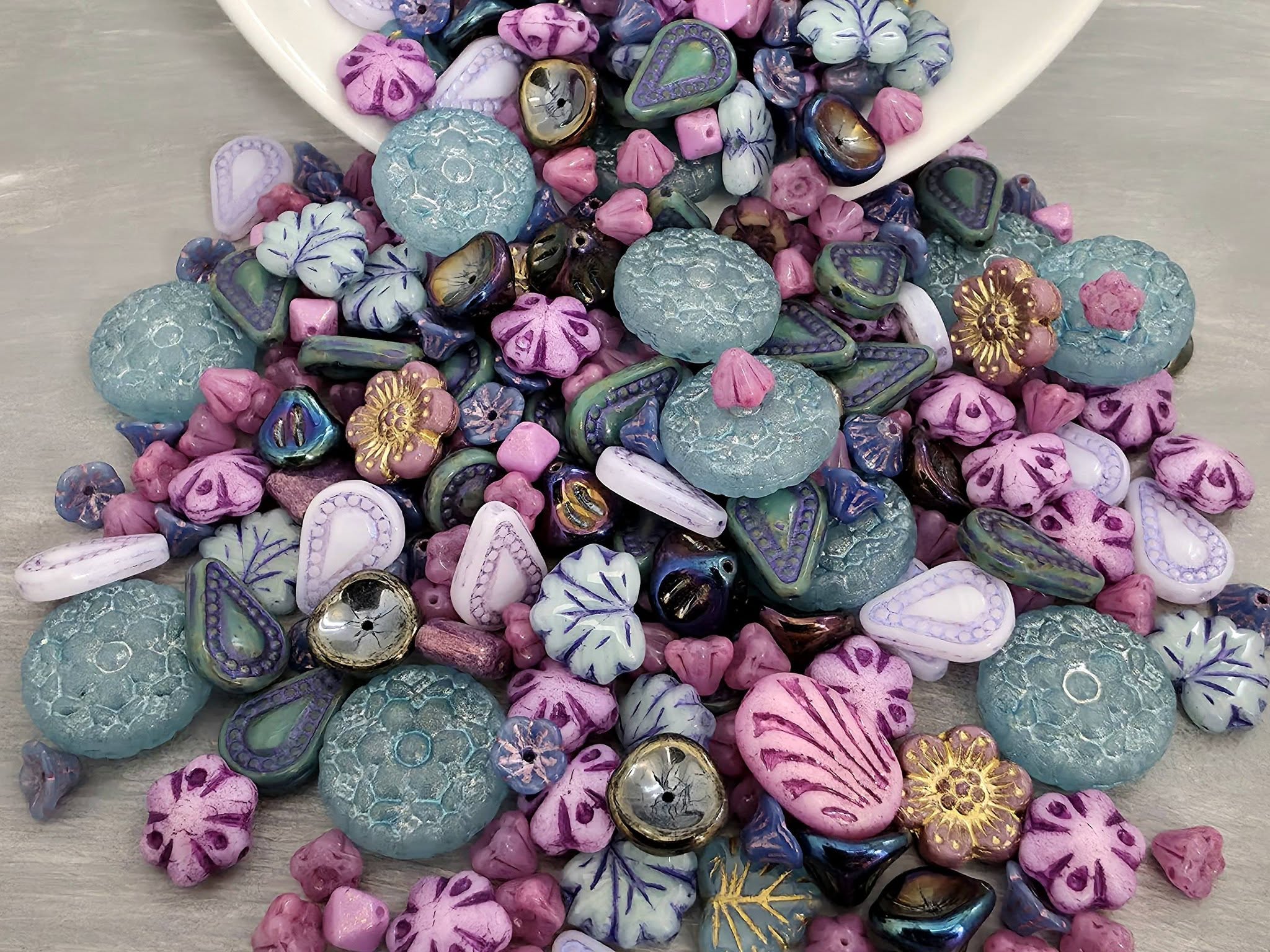 Orchid Lagoon - Designer Czech Mix - Assort Size Main image