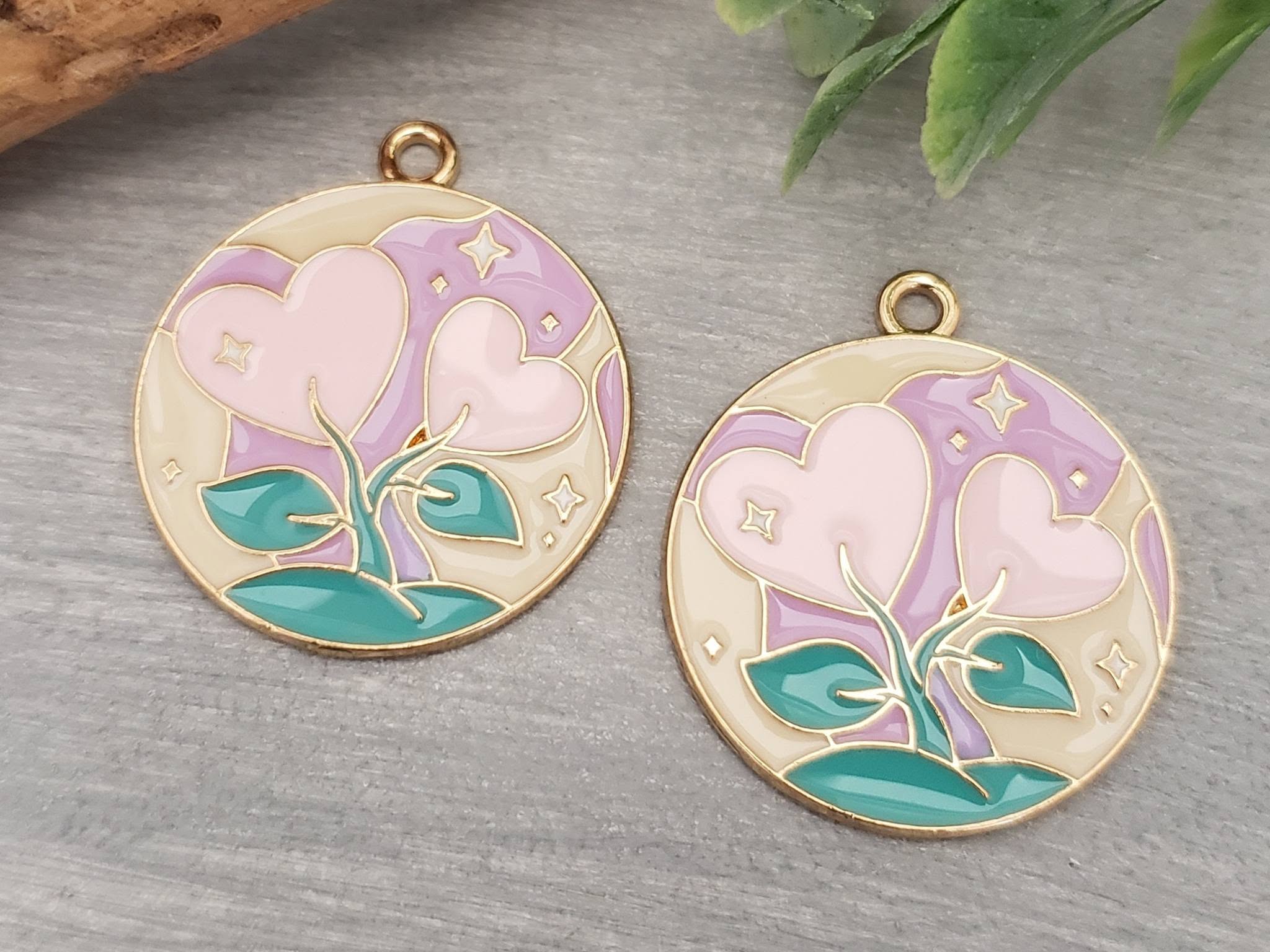 Heart Flowers - Gold Plated Enamel Charms - 25mm - 1pc