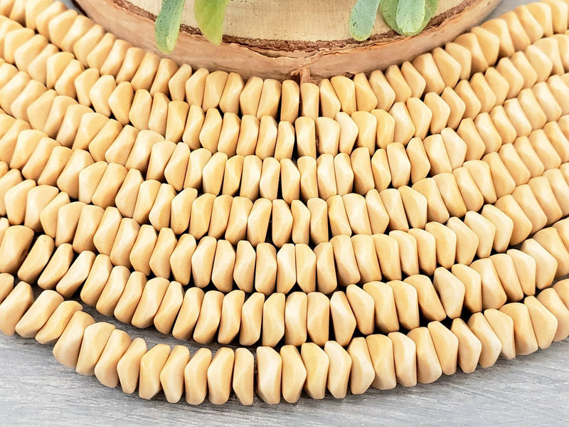 Buttercream - Alashan Agate Wavy Heishi Disc Stone (Dyed) - 6x2mm - 5"Str.