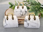 Howlite - Genuine Gemstone Handbag - 25x27x10mm - 1pc