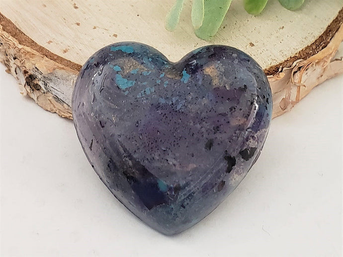Purple Art Handcrafted Heart Cabochons