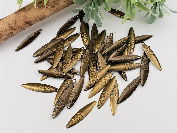 Antique Brass Embossed Star Design Iron Drops/Daggers  - 22x6mm - 40pcs