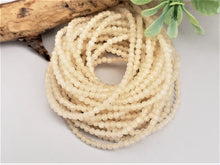 Charger l&#39;image dans la galerie, Champagne Cat&#39;s Eye Micro Faceted Beads  - 2mm - 14&quot; Strand
