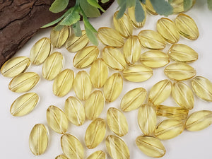 Pale Canary Yellow Twisted Czech Glass Beads - 14x8mm - 20pcs
